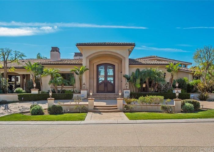 25374 Prado De La Felicidad, Calabasas, CA 91302 | Zillow